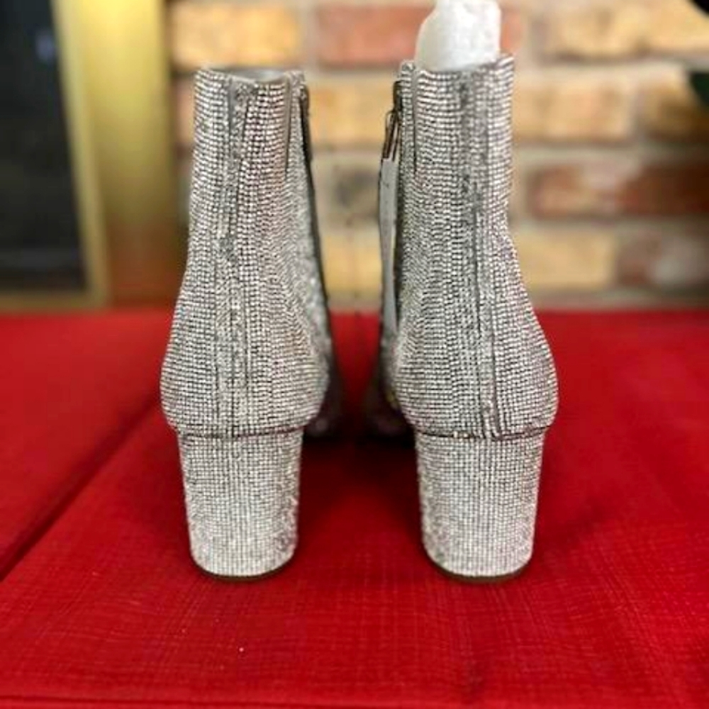 Women's boots